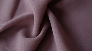 Woven fabrics of viscose fibre